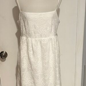 Nanette Lepore White Sleeveless Embroidered Dress - Size 14.‎